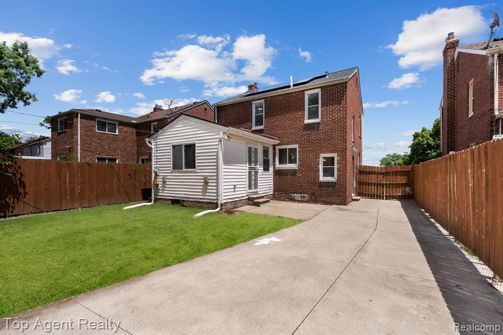 17585 Faust Avenue, Detroit, MI 48219 — Photo 36