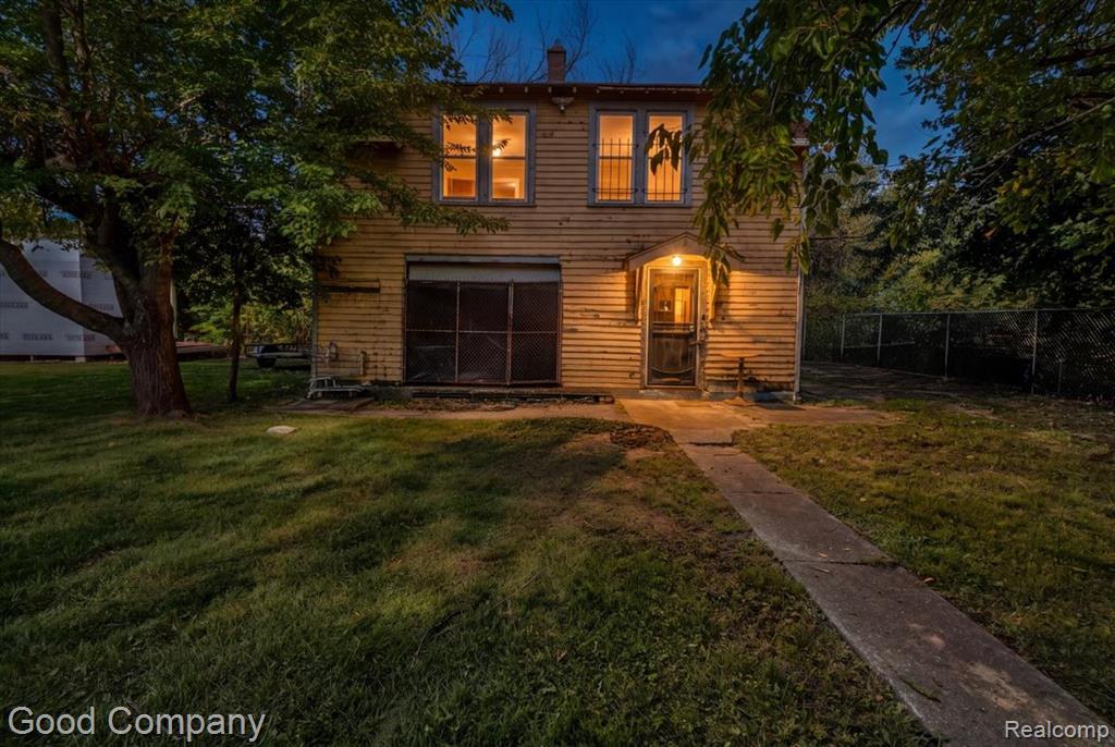 47 Church Street, Highland Park, MI 48203