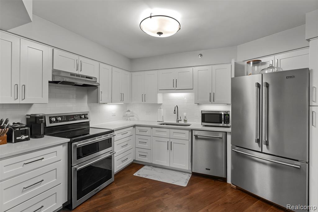 5000 Town Center Center, 306, Southfield, MI 48075 — Photo 8