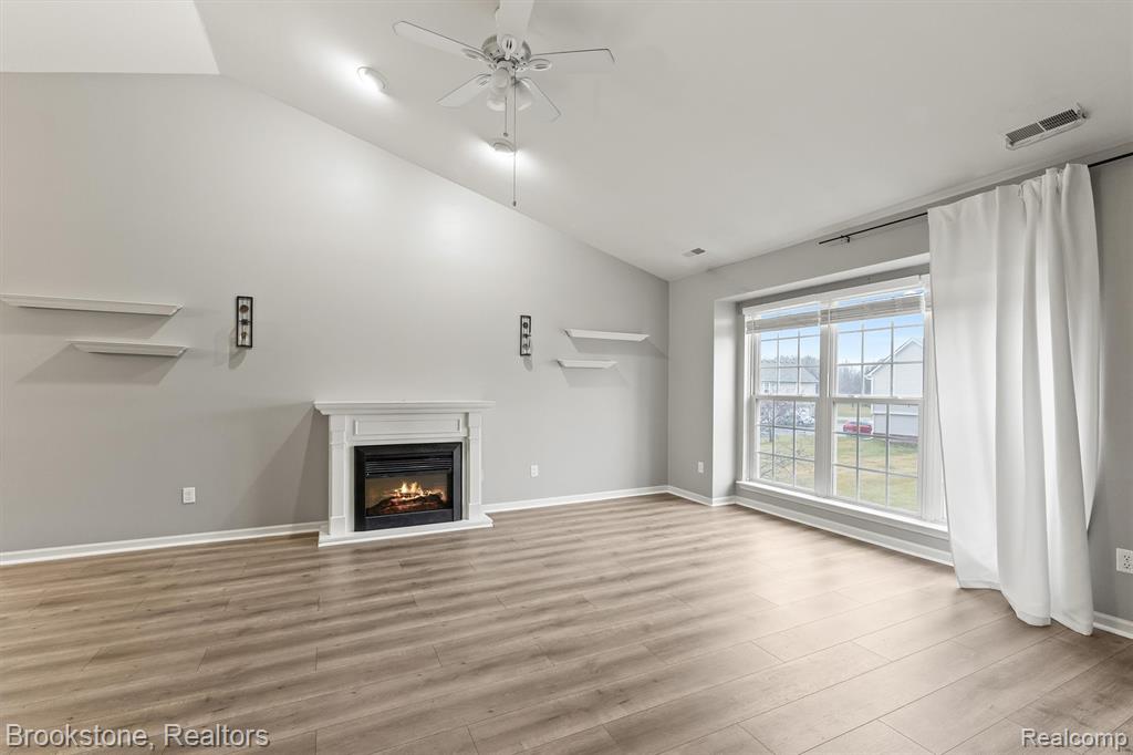 51936 Wave Lane, New Baltimore, MI — Photo 4