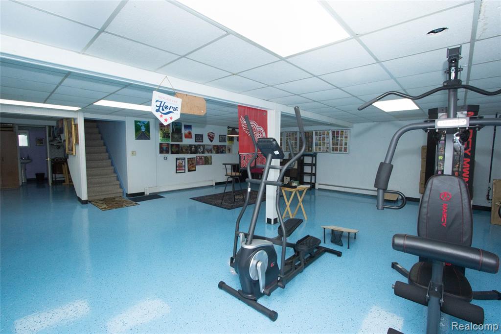 30208 Maplegrove Street, Saint Clair Shores, MI 48082 — Photo 31