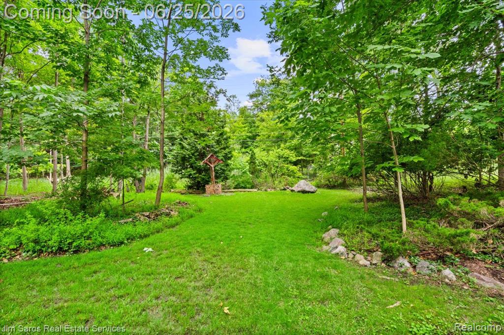 32807 Red Oaks Trail, Beverly Hills, MI 48025 — Photo 44