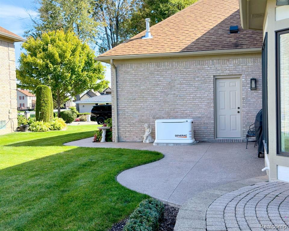 49877 Miller Court, Chesterfield, MI 48047 — Photo 40