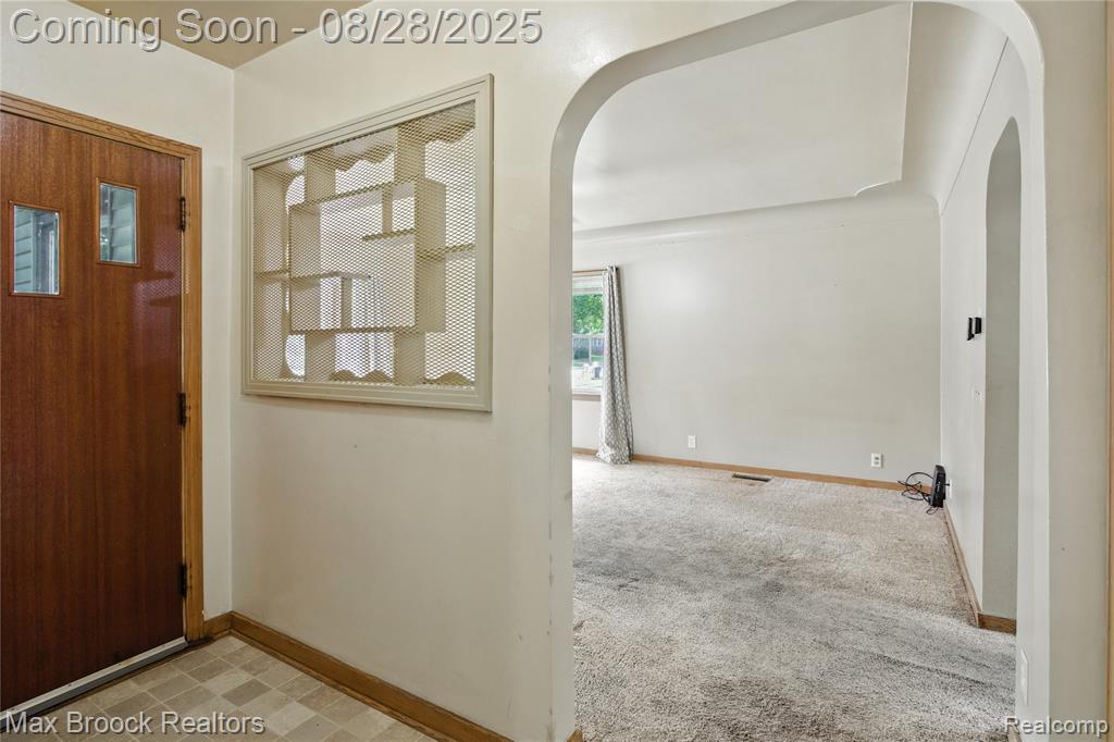533 N Center Street, Sebewaing, MI 48759 — Photo 4