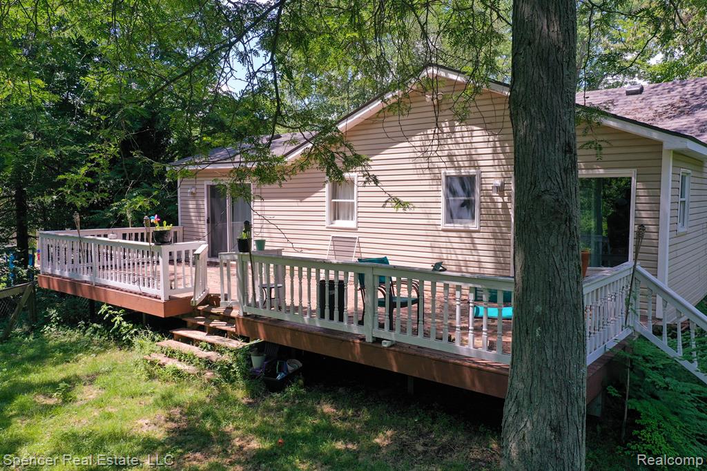 518 Alfred Court, Ortonville, MI 48462 — Photo 12