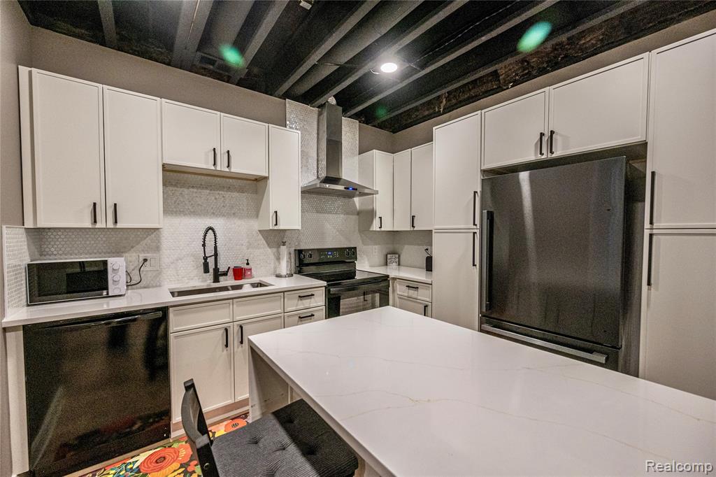 828 Cherokee Avenue, Royal Oak, MI 48067 — Photo 52