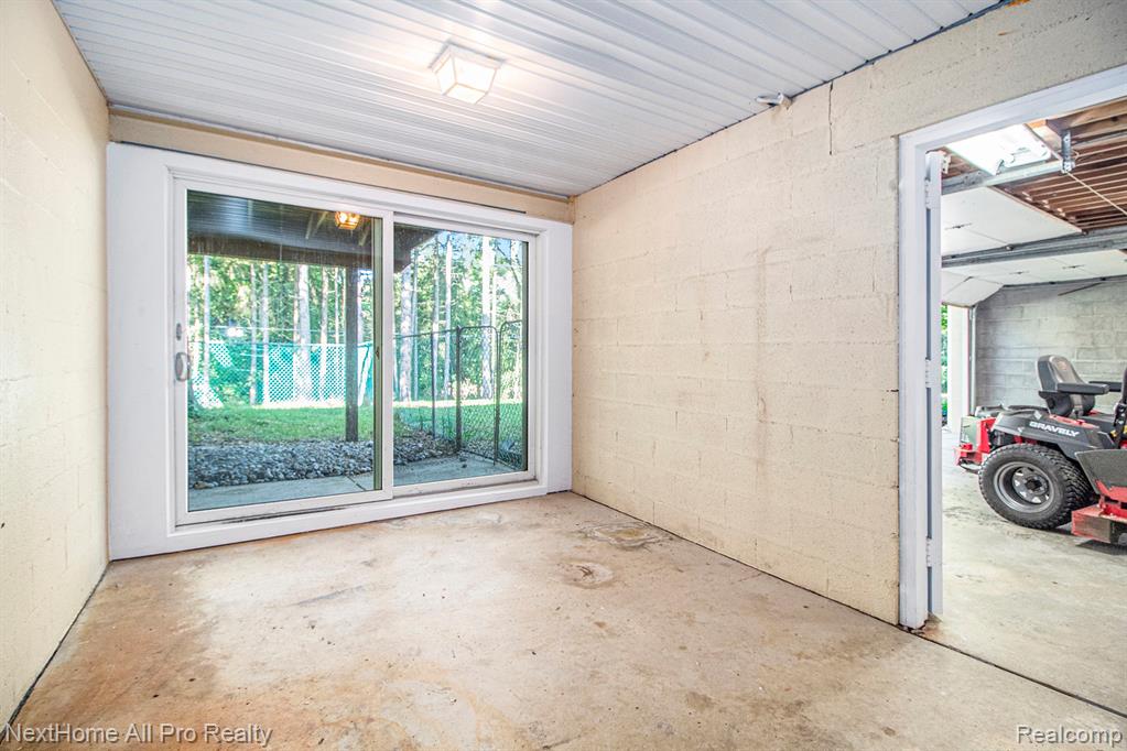 7195 Curtis Road, Northville, MI 48168 — Photo 49