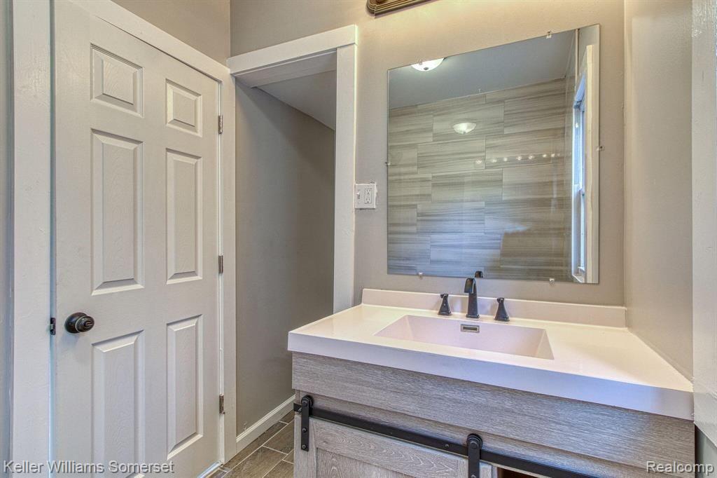 5519 EASTLAWN Street, Detroit, MI 48213 — Photo 20