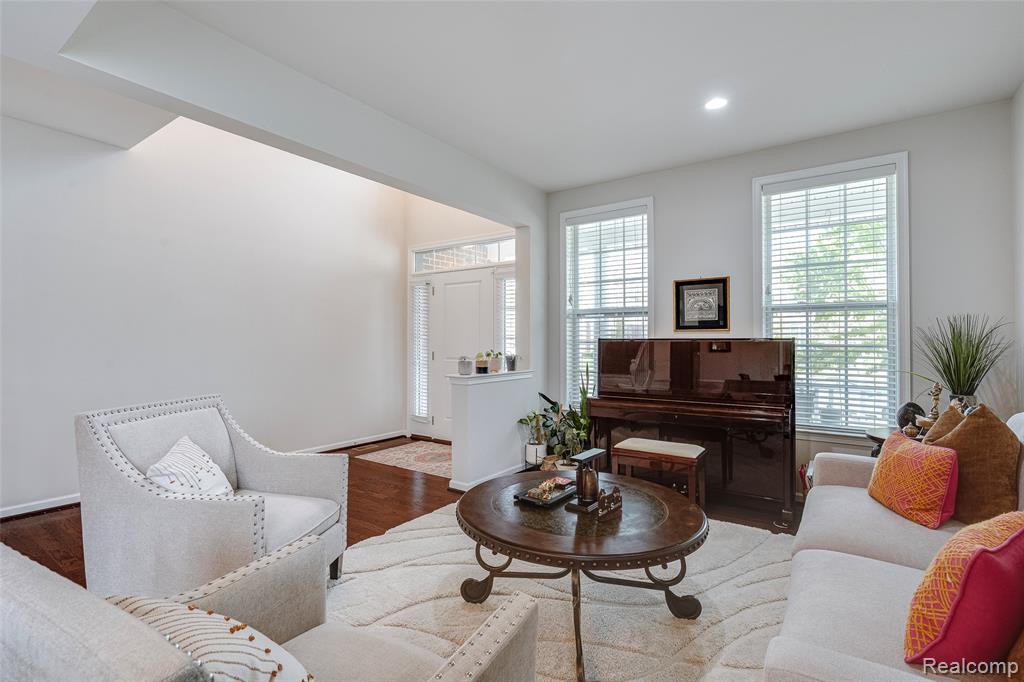 51011 Rockingham Drive, Canton, MI 48188 — Photo 8