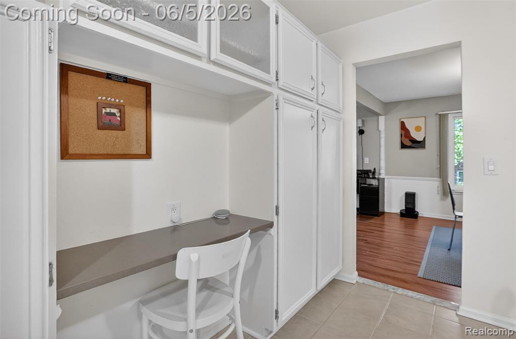 2425 Mulberry Square, 42, Bloomfield Hills, MI 48302 — Photo 10