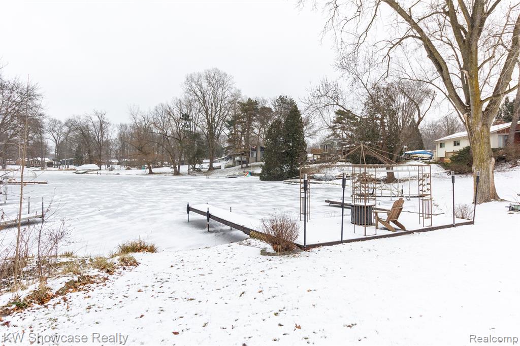 7339 ELLINGROVE Drive, White Lake, MI 48383 — Photo 54