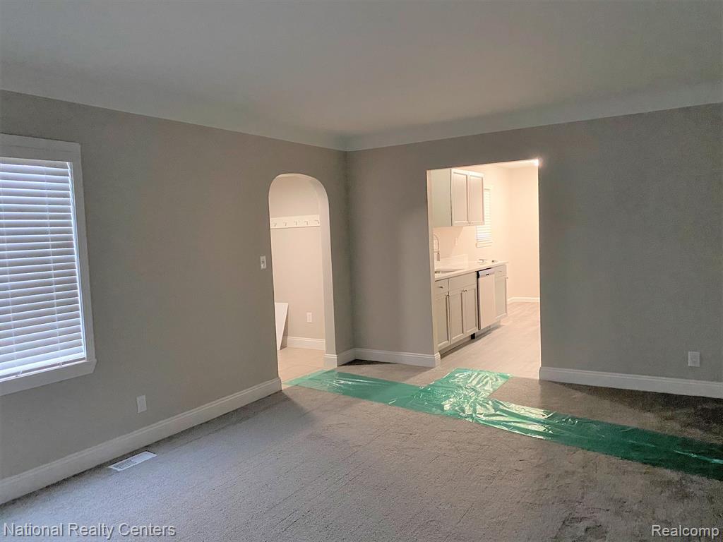 8087 CHAPP Avenue, Warren, MI 48089 — Photo 19