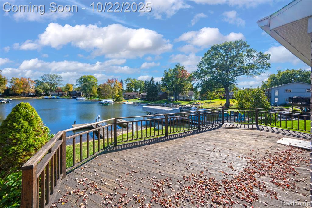 3996 Araby Court, Highland, MI 48356 — Photo 18