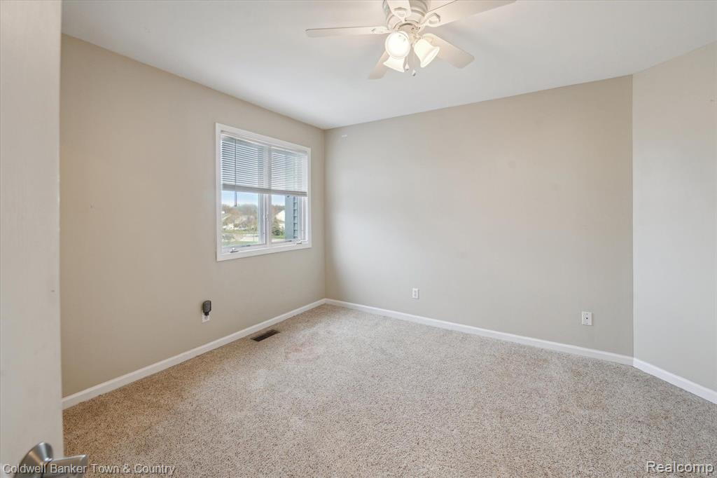 769 SADDLE CLUB Lane, Howell, MI 48843 — Photo 27