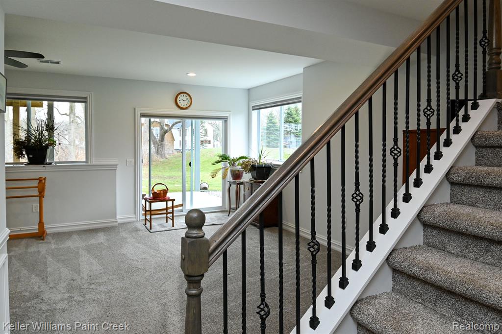 38 FOX HOLLOW Drive, Metamora, MI 48455 — Photo 32