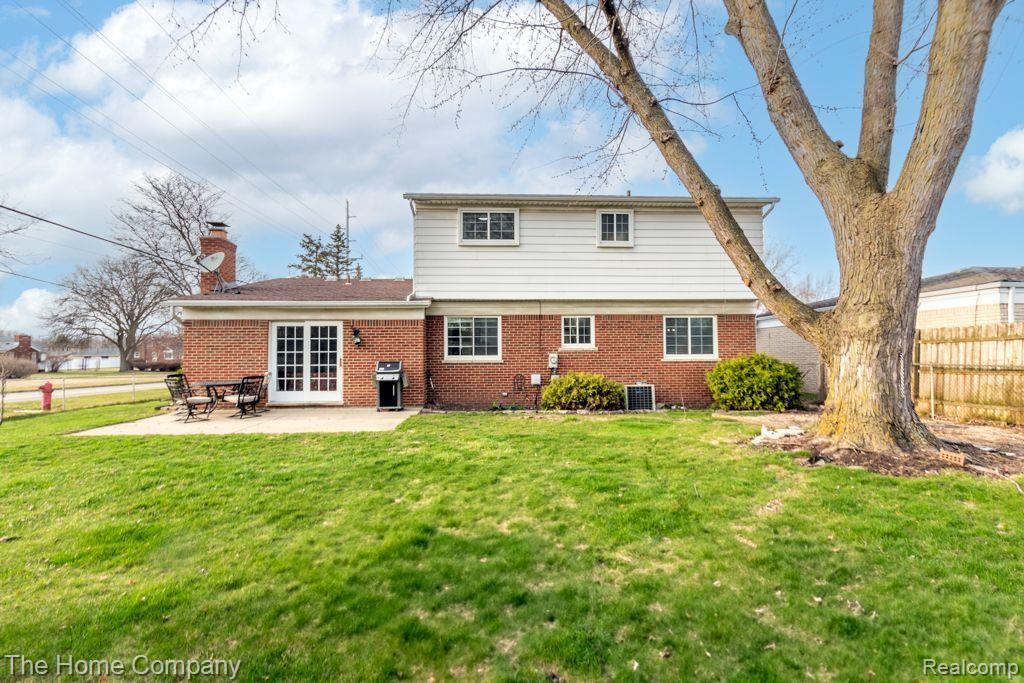 44273 Craftsbury Court, Canton, MI 48187 — Photo 5