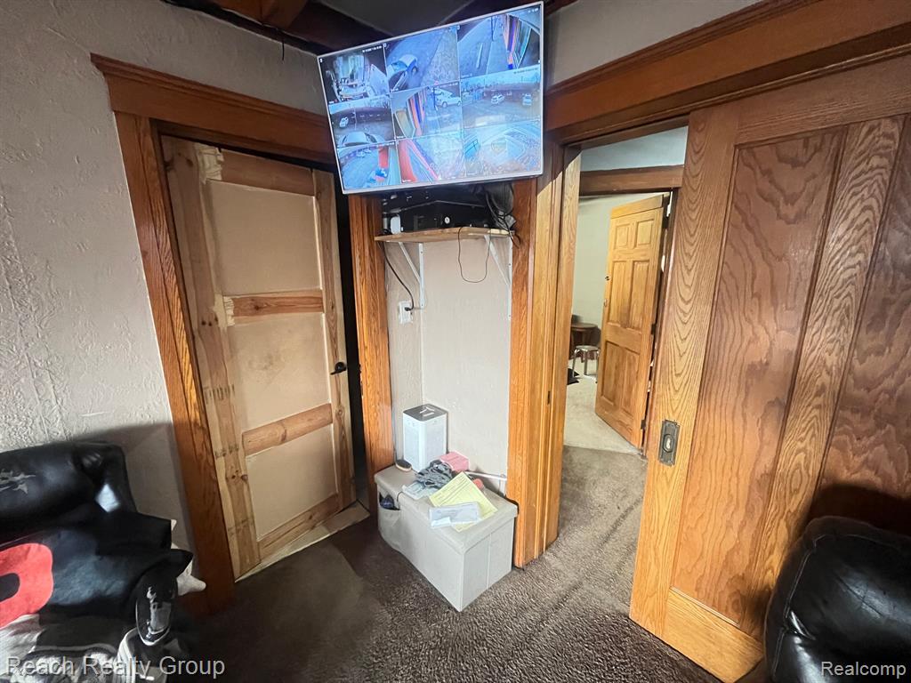 22755 GRAND RIVER Avenue, Detroit, MI 48219 — Photo 14