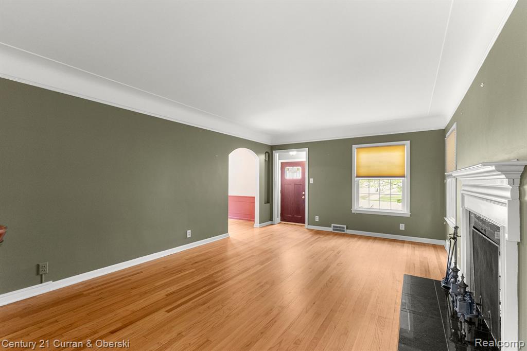 645 ELMWOOD Street, Dearborn, MI 48124 — Photo 5