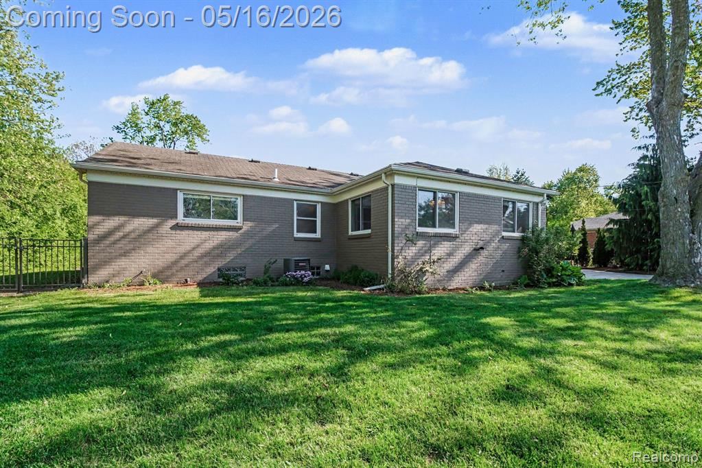 16965 Reedmere Avenue, Beverly Hills, MI 48025 — Photo 32