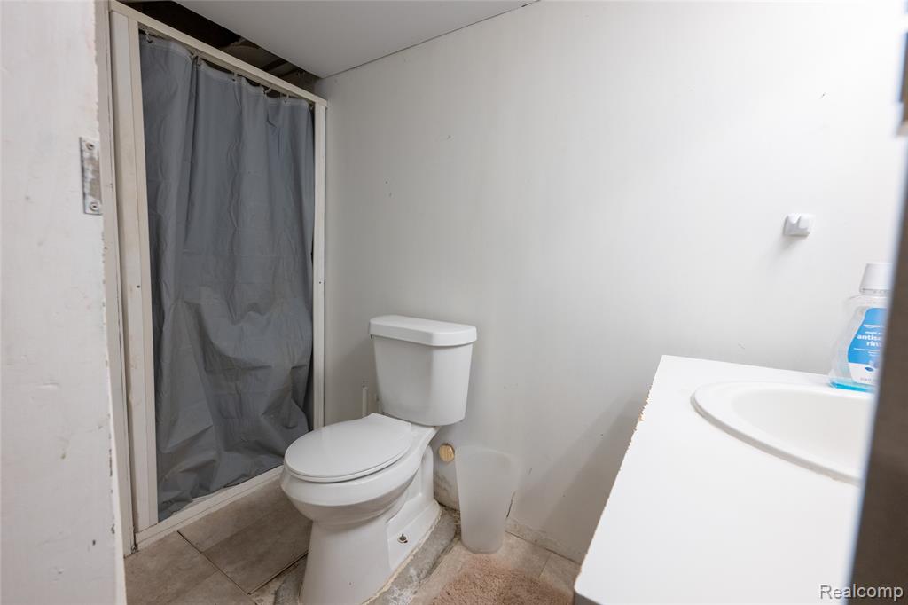 17777 Matthews Street, Riverview, MI 48193 — Photo 16