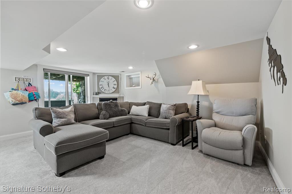 415 HILLWOOD, White Lake, MI 48383 — Photo 23