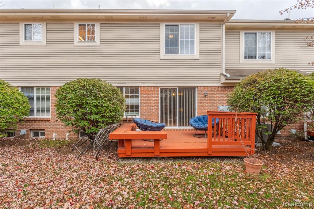 605 James Circle, Royal Oak, MI 48067 — Photo 22