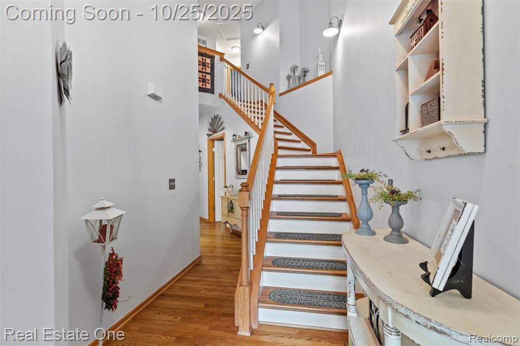 5580 Elmhurst Drive, Trenton, MI 48183 — Photo 4