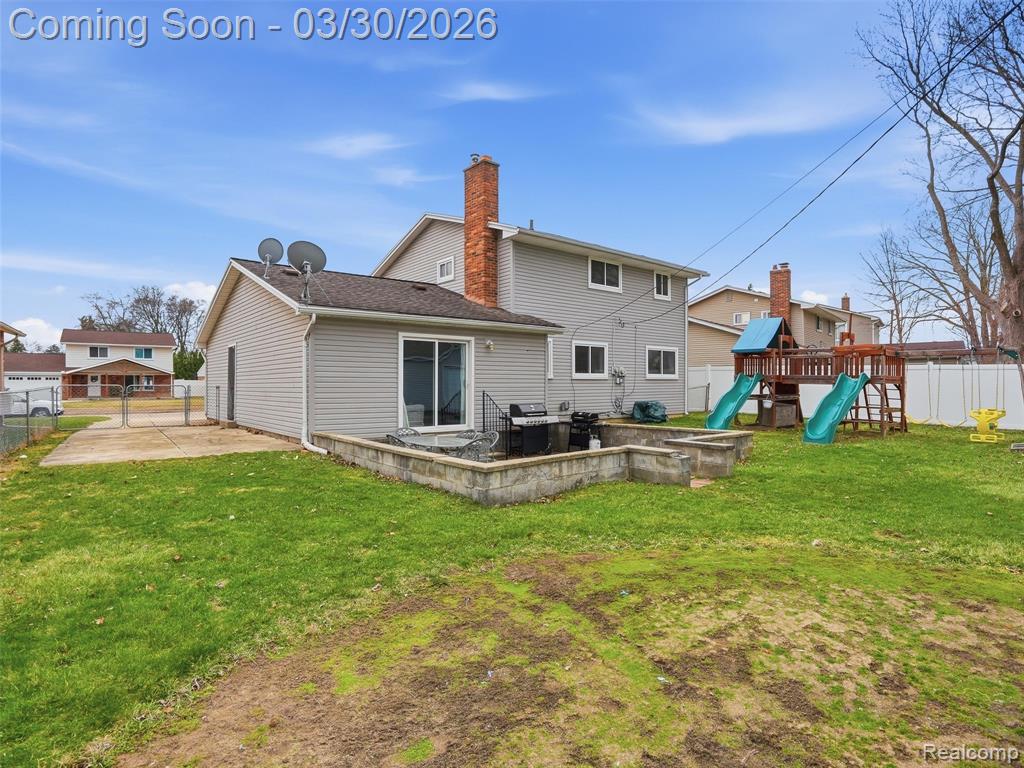 40326 William Drive, Sterling Heights, MI 48313 — Photo 54