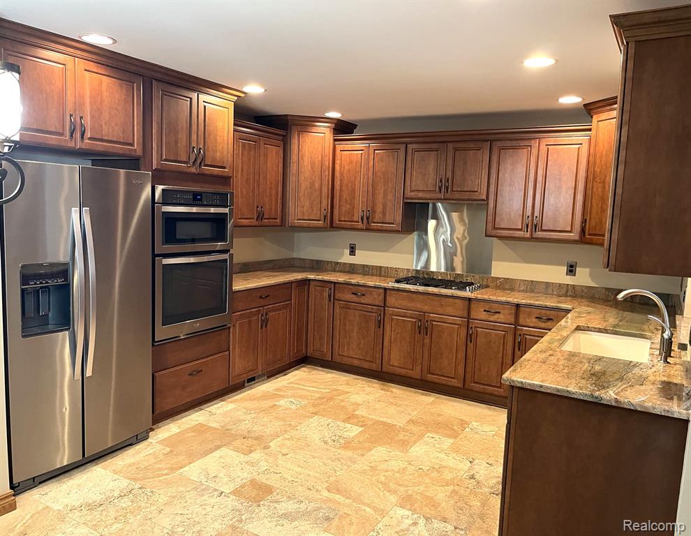 55799 SHELBY Road, Shelby Twp, MI 48316 — Photo 7