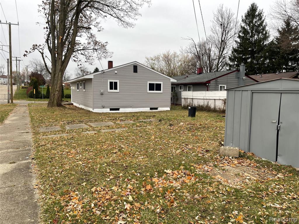 80 W Mansfield Avenue, Pontiac, MI 48340 — Photo 3