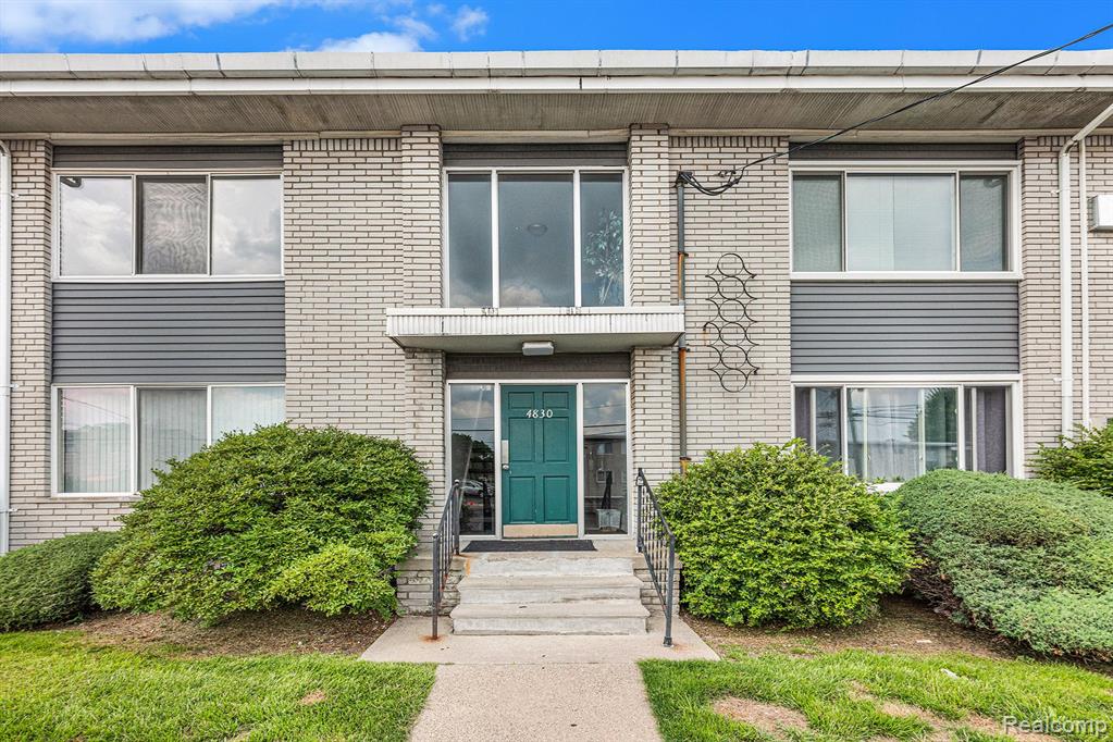 4830 BRIARWOOD Avenue, Royal Oak, MI 48073 — front exterior