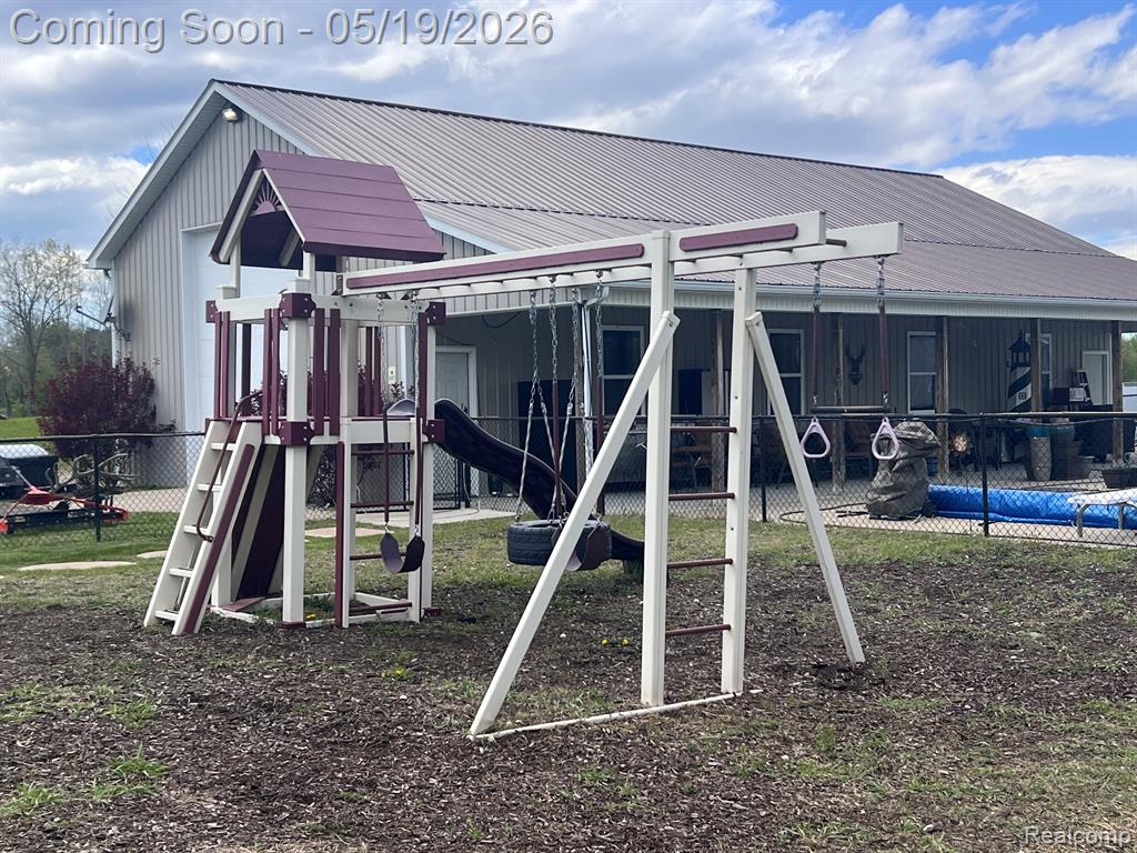 775 Beard Road E, Perry, MI 48872 — Photo 32