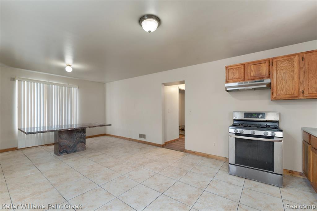8523 Republic Avenue, Warren, MI 48089 — Photo 10