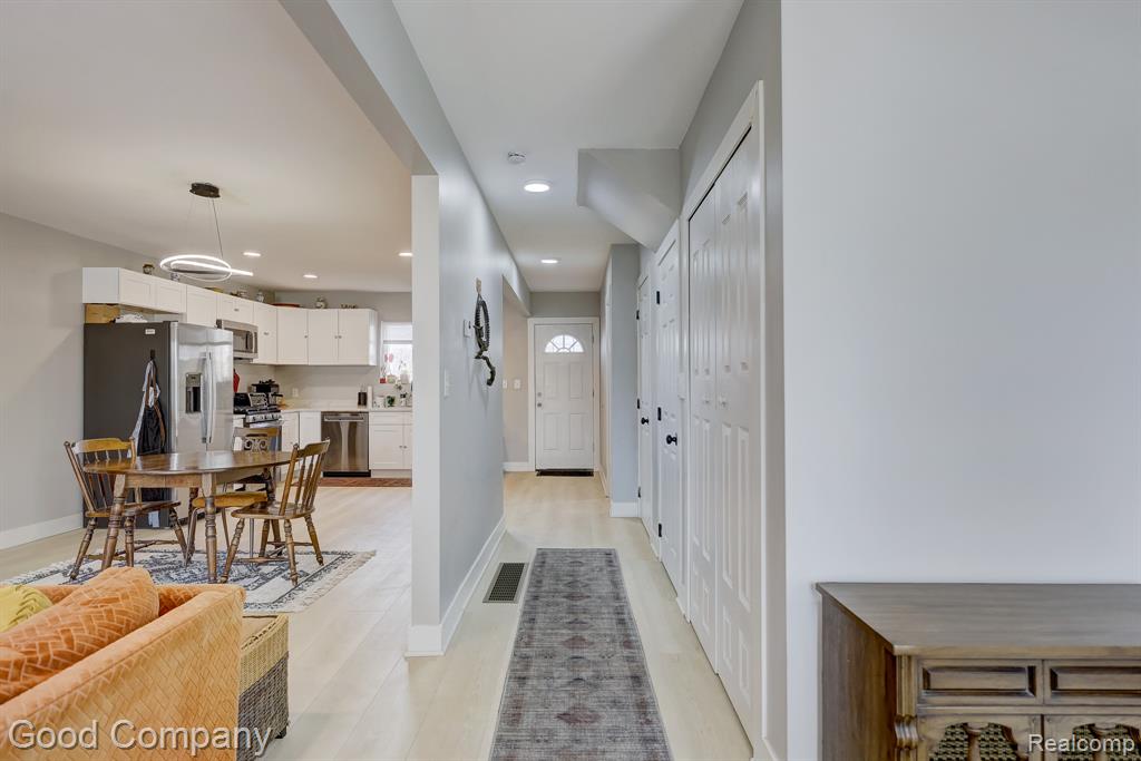 9578 Oakland Street, Detroit, MI 48211 — Photo 11