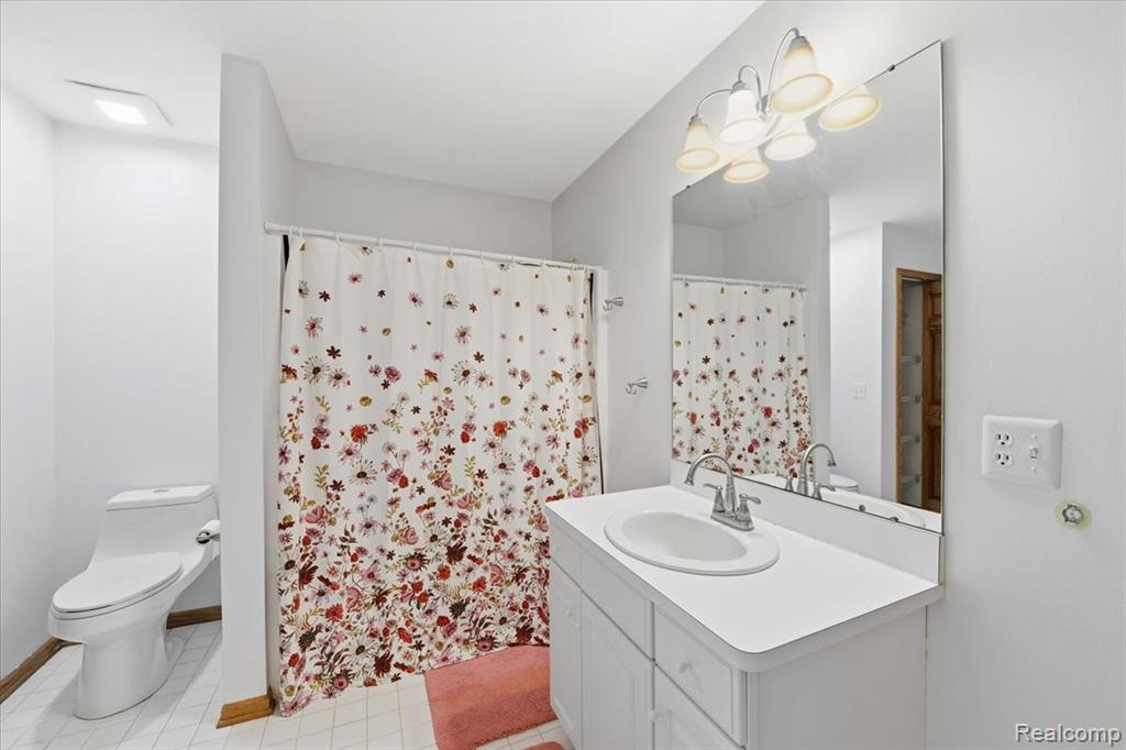5372 Princeton Court, Brighton, MI 48116 — Photo 24