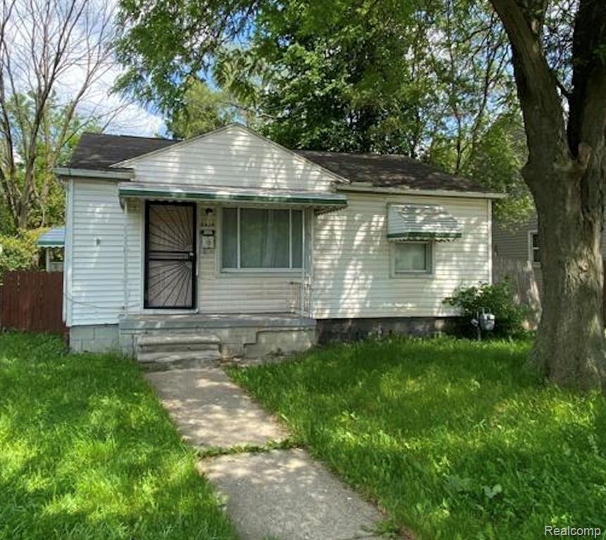 6530 Ashton Avenue, Detroit, MI 48228 — front exterior