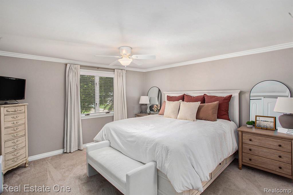 4238 Greensboro Drive, Troy, MI 48085 — Photo 13
