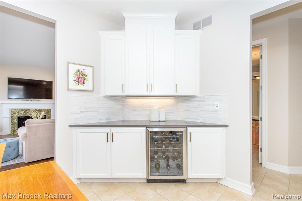 7080 Colony Drive, West Bloomfield, MI 48323 — Photo 20