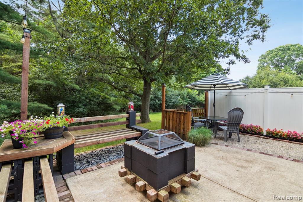 4521 Westbrook Drive, Jackson, MI 49201 — Photo 26
