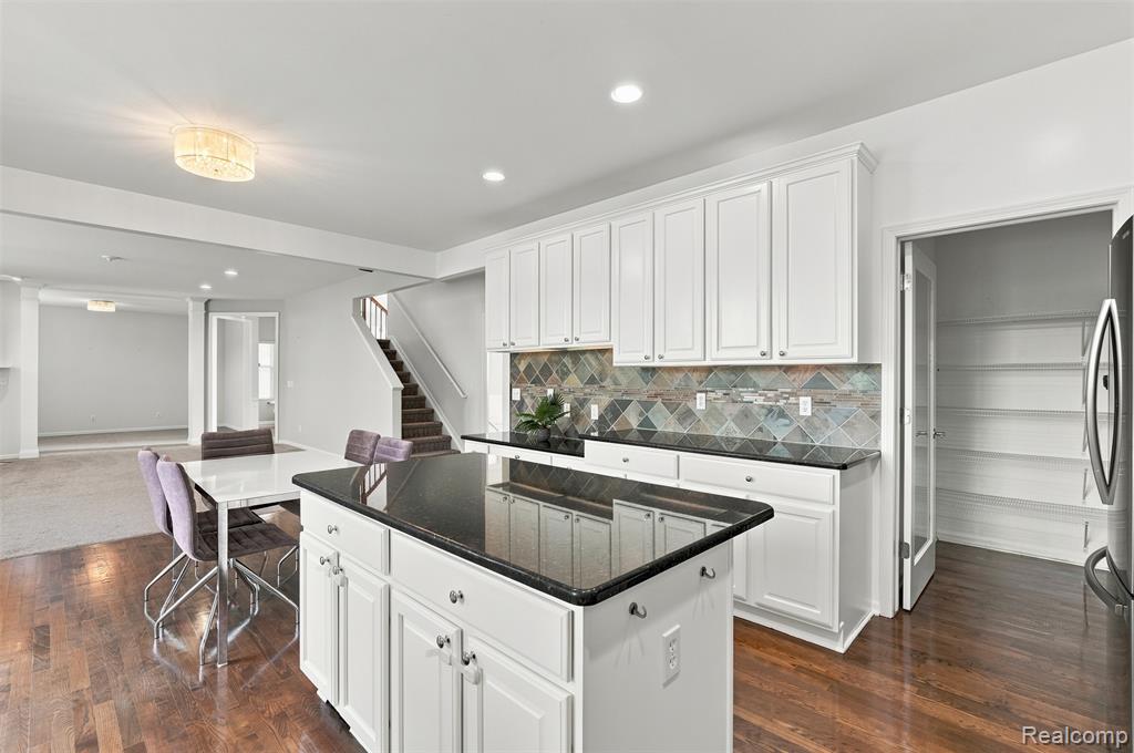 49894 Bloomsbury Lane, Macomb, MI 48044 — Photo 16