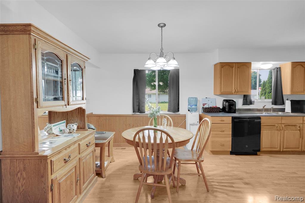 1761 Carriage Lane, Lapeer, MI 48446 — Photo 14