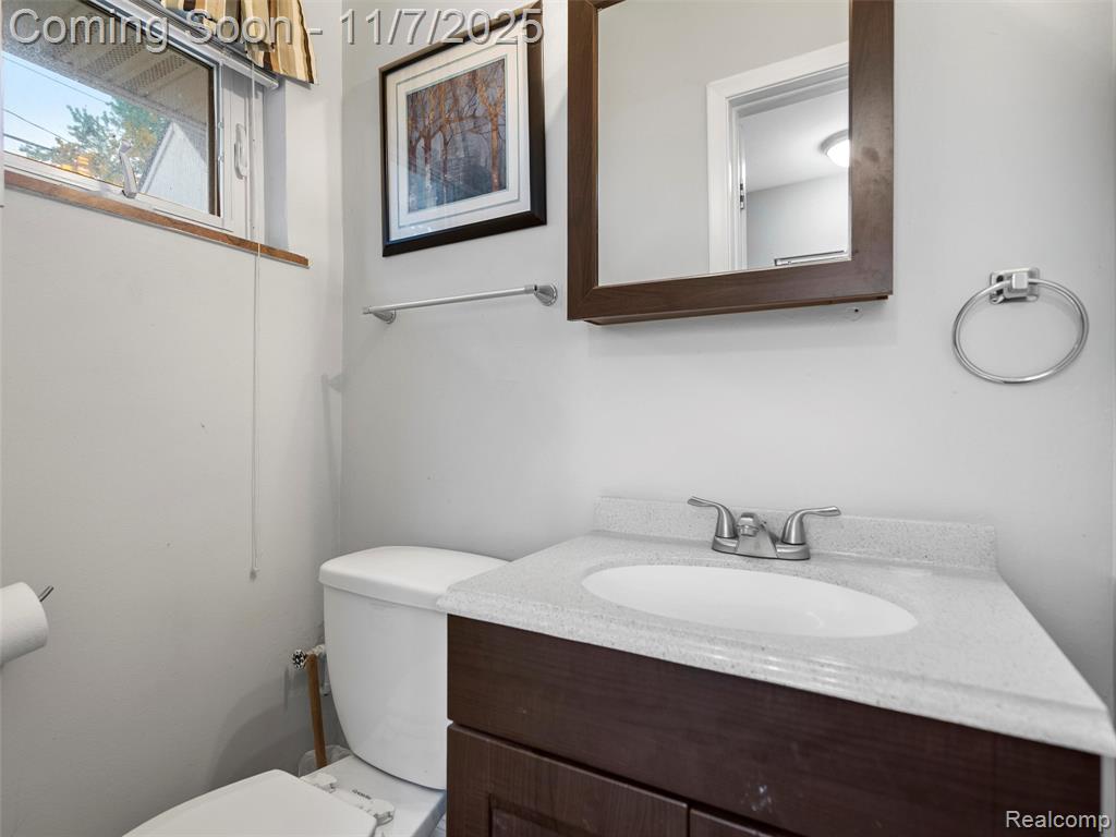 7231 Weingartz, Center Line, MI 48015 — Photo 20