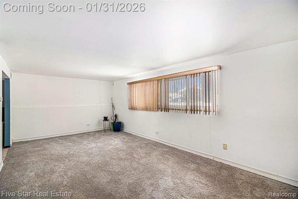 669 Provincetown Road, Auburn Hills, MI 48326 — Photo 14