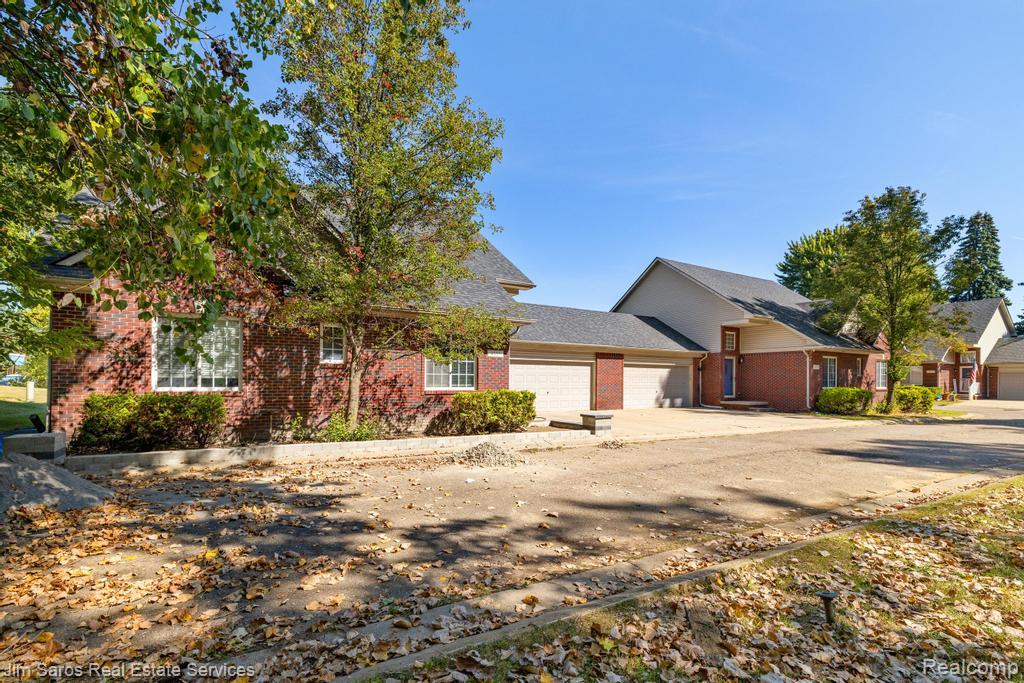 4580 Hampton, Warren, MI 48092 — Photo 9