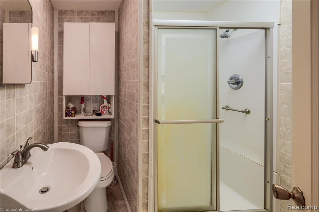 1325 E Barnes Lake Road, Columbiaville, MI 48421 — Photo 13