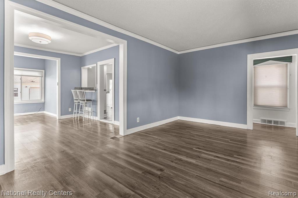 4242 LAPHAM Street, Dearborn, MI 48126 — Photo 7