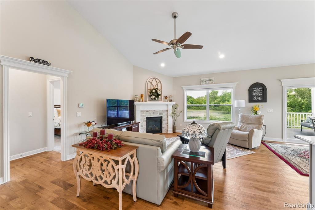 4800 Chestnut Springs Drive, Howell, MI 48843 — Photo 3