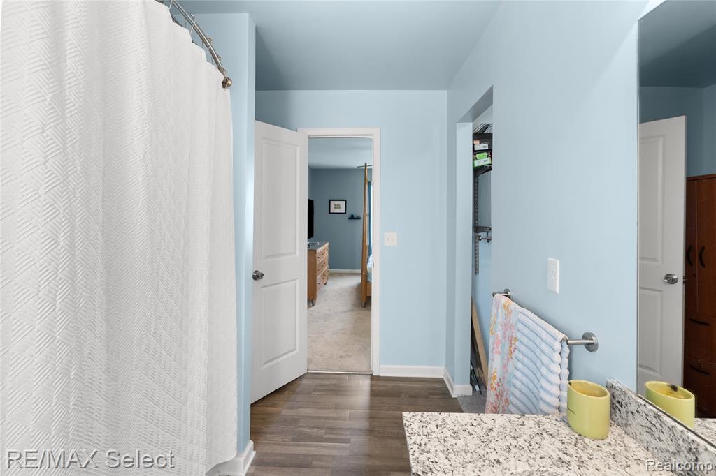 6054 Weyerbacher Drive, Swartz Creek, MI 48473 — Photo 19