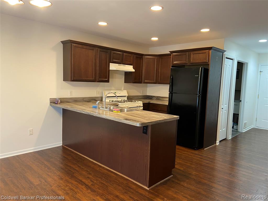 5284 Brookshire Drive, Almont, MI 48003 — Photo 5