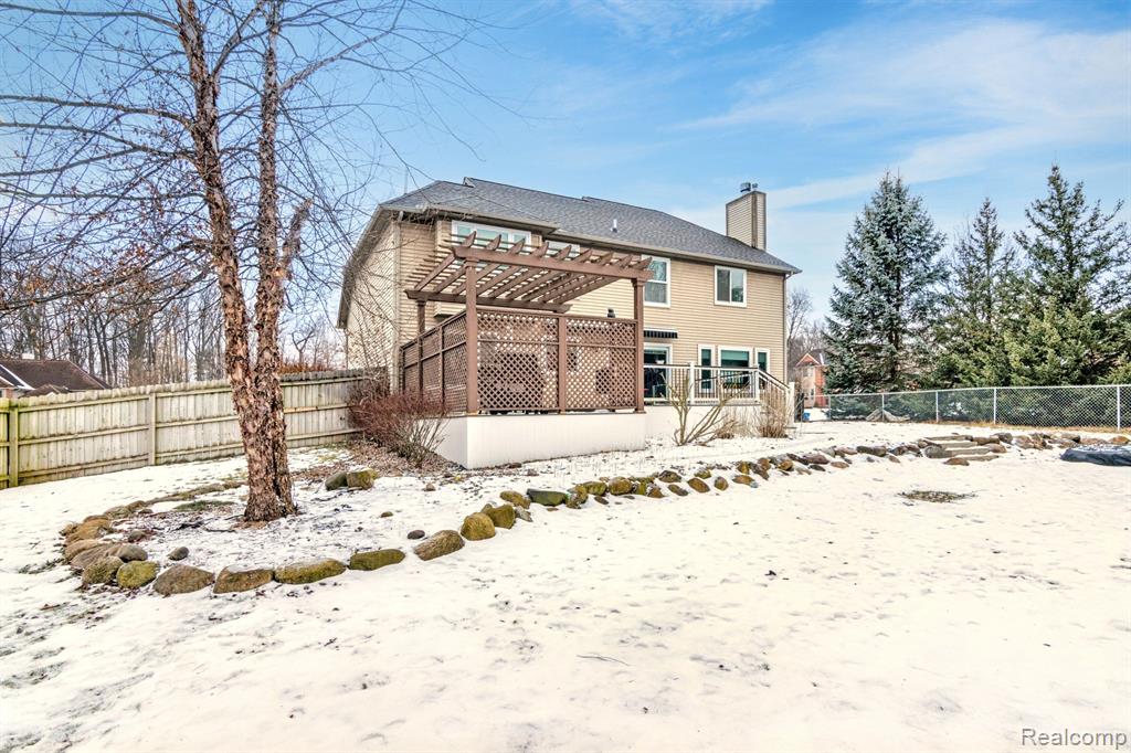 552 CROWN RIDGE Court, White Lake, MI — Photo 8